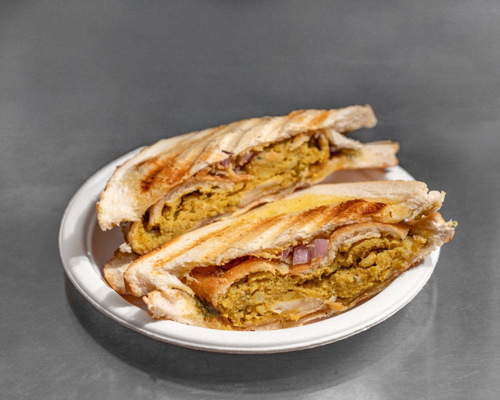 Samosa Sandwich